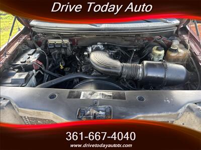 2005 Ford F-150 XL - Photo 10 - El Campo, TX 77437