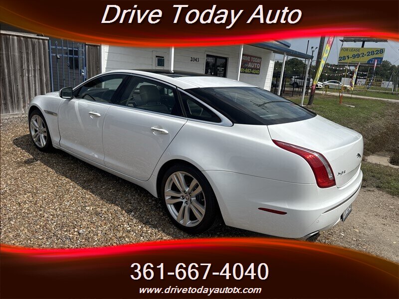 2011 Jaguar XJL  