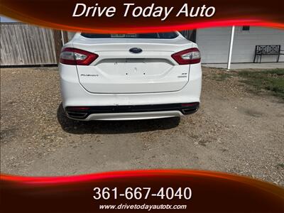 2014 Ford Fusion SE - Photo 4 - El Campo, TX 77437