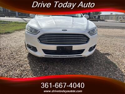 2014 Ford Fusion SE - Photo 1 - El Campo, TX 77437