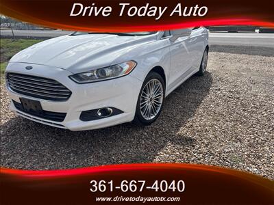 2014 Ford Fusion SE - Photo 2 - El Campo, TX 77437