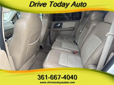 2005 Ford Expedition Eddie Bauer   - Photo 7 - El Campo, TX 77437