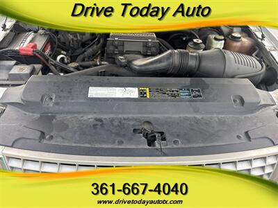 2005 Ford Expedition Eddie Bauer   - Photo 9 - El Campo, TX 77437