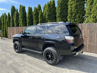 2022 Toyota 4Runner TRD Off-Road - Photo 4 - West Richland, WA 99353