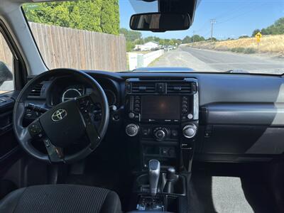 2022 Toyota 4Runner TRD Off-Road - Photo 19 - West Richland, WA 99353