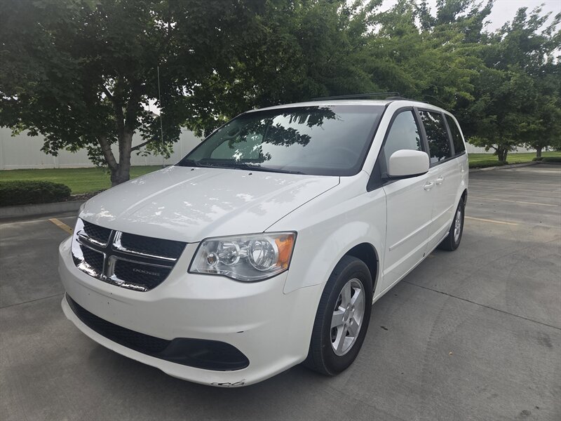 2011 Dodge Grand Caravan Mainstreet   - Photo 1 - West Richland, WA 99353