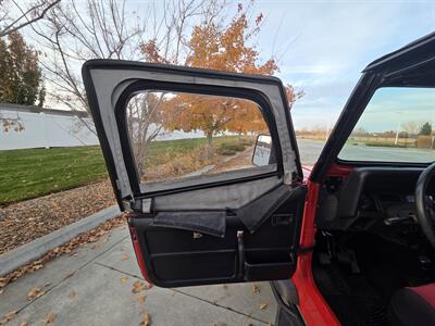 1994 Jeep Wrangler S 2dr S   - Photo 9 - West Richland, WA 99353