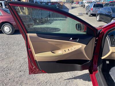 2013 Hyundai SONATA GLS   - Photo 21 - Pasco, WA 99301