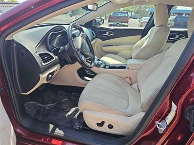 2016 Chrysler 200 Limited - Photo 10 - West Richland, WA 99353
