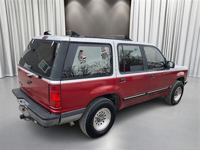 1992 Ford Explorer XLT 4dr XLT   - Photo 5 - West Richland, WA 99353