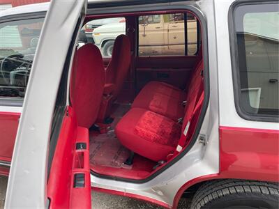 1992 Ford Explorer XLT 4dr XLT   - Photo 10 - West Richland, WA 99353