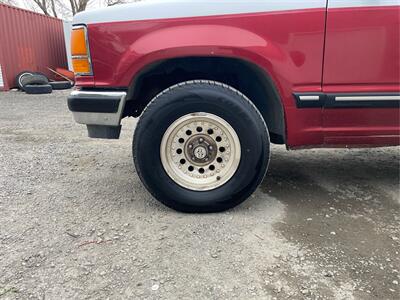 1992 Ford Explorer XLT 4dr XLT   - Photo 26 - West Richland, WA 99353