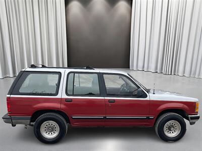1992 Ford Explorer XLT 4dr XLT   - Photo 4 - West Richland, WA 99353