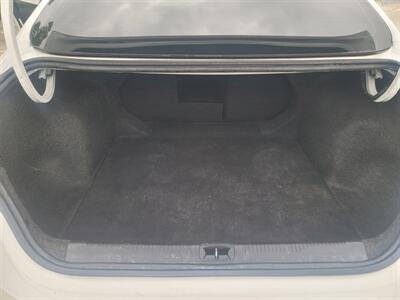 2015 Chrysler 200 Limited - Photo 9 - West Richland, WA 99353