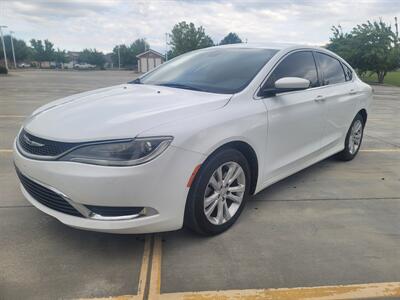 2015 Chrysler 200 Limited - Photo 1 - West Richland, WA 99353