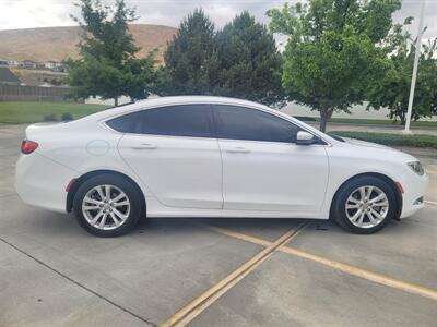2015 Chrysler 200 Limited - Photo 6 - West Richland, WA 99353