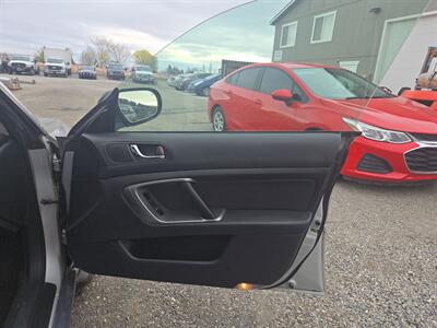 2007 Subaru Outback 2.5i Basic   - Photo 22 - Pasco, WA 99301