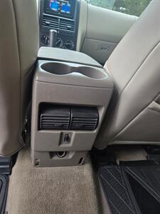 2010 Ford Explorer Eddie Bauer   - Photo 19 - West Richland, WA 99353