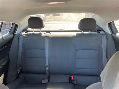 2019 Chevrolet Cruze LS   - Photo 15 - Pasco, WA 99301