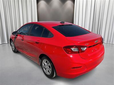2019 Chevrolet Cruze LS - Photo 7 - Pasco, WA 99301