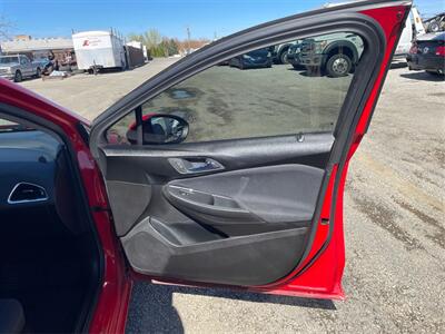 2019 Chevrolet Cruze LS   - Photo 22 - Pasco, WA 99301