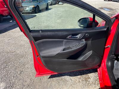 2019 Chevrolet Cruze LS   - Photo 21 - Pasco, WA 99301