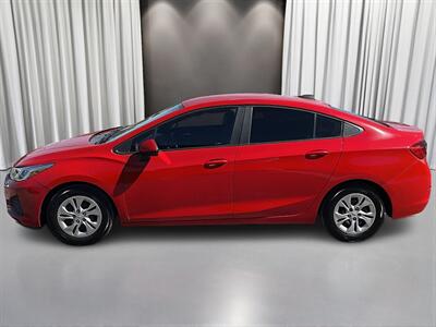 2019 Chevrolet Cruze LS - Photo 8 - Pasco, WA 99301