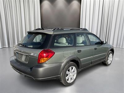 2007 Subaru Outback 2.5i Basic   - Photo 5 - West Richland, WA 99353