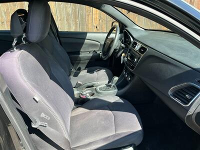 2012 Chrysler 200 LX   - Photo 17 - West Richland, WA 99353