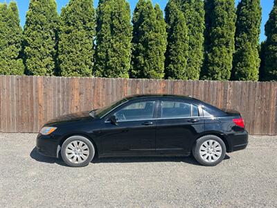2012 Chrysler 200 LX   - Photo 2 - West Richland, WA 99353