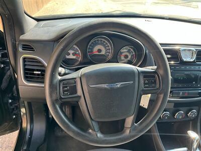2012 Chrysler 200 LX   - Photo 11 - West Richland, WA 99353