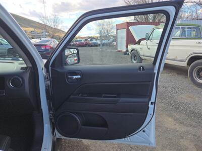 2014 Jeep Patriot Latitude   - Photo 22 - Pasco, WA 99301