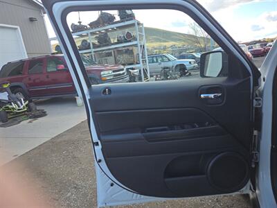 2014 Jeep Patriot Latitude   - Photo 21 - Pasco, WA 99301