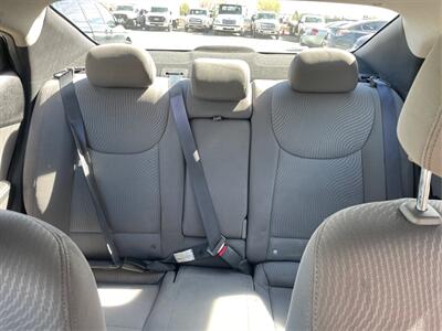 2016 Hyundai ELANTRA Value Edition   - Photo 15 - Pasco, WA 99301