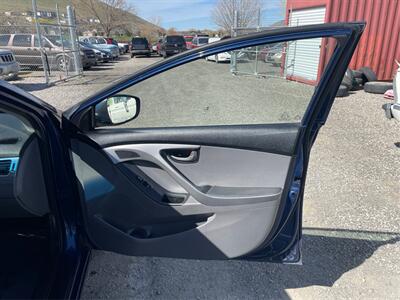 2016 Hyundai ELANTRA Value Edition   - Photo 22 - Pasco, WA 99301