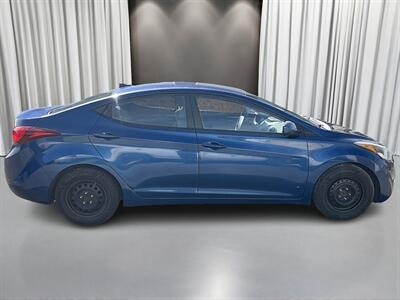 2016 Hyundai ELANTRA Value Edition   - Photo 4 - Pasco, WA 99301