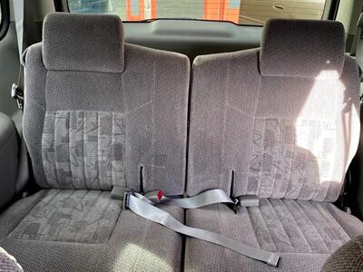 2001 Pontiac Montana SE   - Photo 8 - West Richland, WA 99353