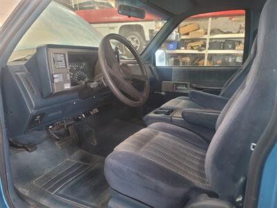 1994 Chevrolet C2500 Silverado   - Photo 7 - West Richland, WA 99353