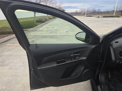 2015 Chevrolet Cruze 1LT Auto   - Photo 9 - West Richland, WA 99353