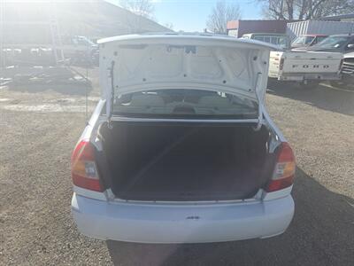 2002 Hyundai ACCENT GL   - Photo 13 - Pasco, WA 99301