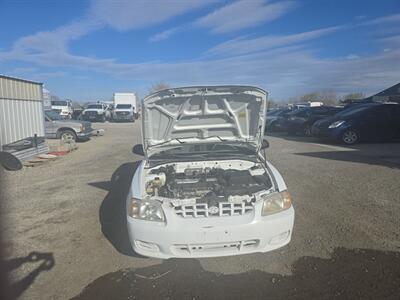 2002 Hyundai ACCENT GL   - Photo 11 - Pasco, WA 99301