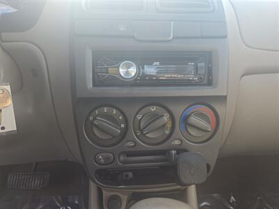 2002 Hyundai ACCENT GL   - Photo 16 - Pasco, WA 99301