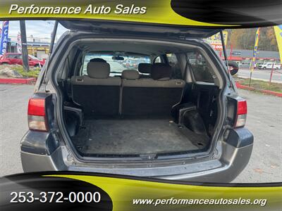 2005 Mitsubishi Endeavor LS   - Photo 17 - Kent, WA 98032