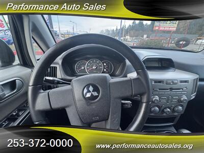 2005 Mitsubishi Endeavor LS   - Photo 13 - Kent, WA 98032