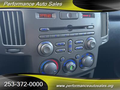 2005 Mitsubishi Endeavor LS   - Photo 14 - Kent, WA 98032