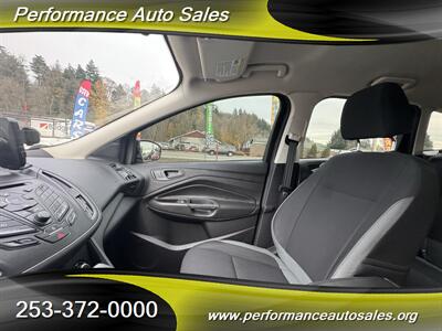 2015 Ford Escape S   - Photo 19 - Kent, WA 98032