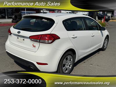 2017 Kia Forte LX 5 - Photo 7 - Kent, WA 98032
