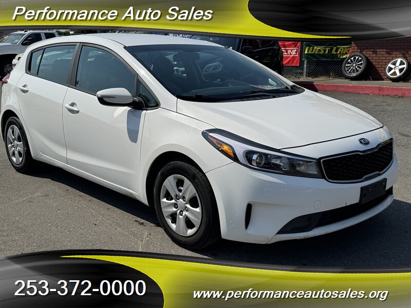 2017 Kia Forte LX  5