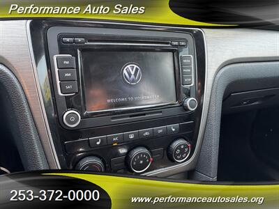 2014 Volkswagen Passat 1.8T SE - Photo 12 - Kent, WA 98032