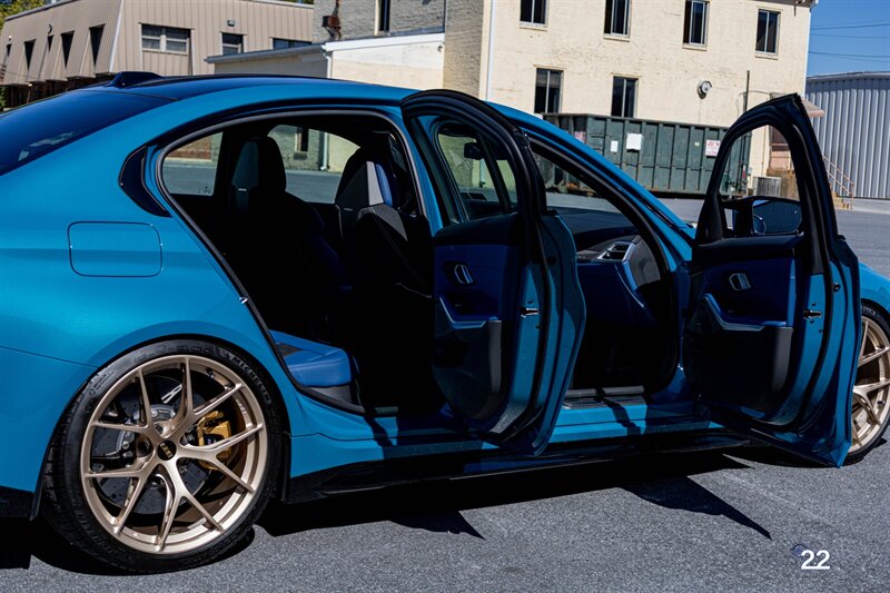 2025 BMW M3 Competition  Individual - Photo 33 - Wyomissing, PA 19610